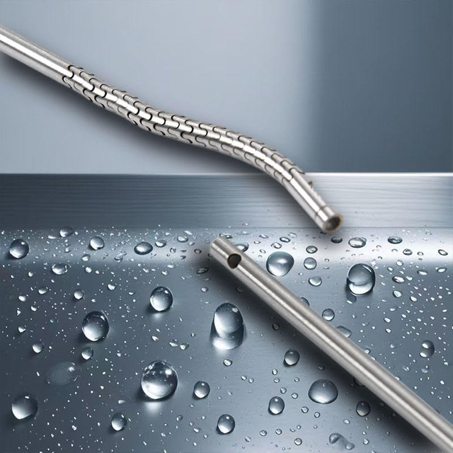 Stainless steel pipes with smooth inner walls and high hardness